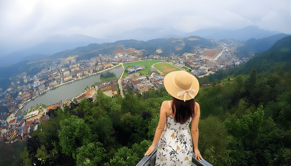 October to December is the ideal time for travelers seeking floating clouds